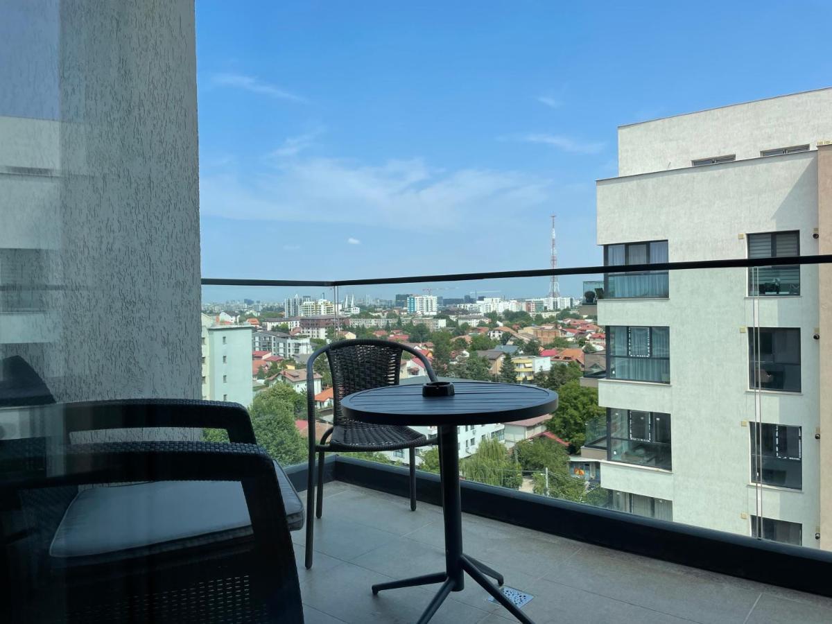 Luxury Westpark 2-Room Apartment Lakeview W5 Boekarest Buitenkant foto