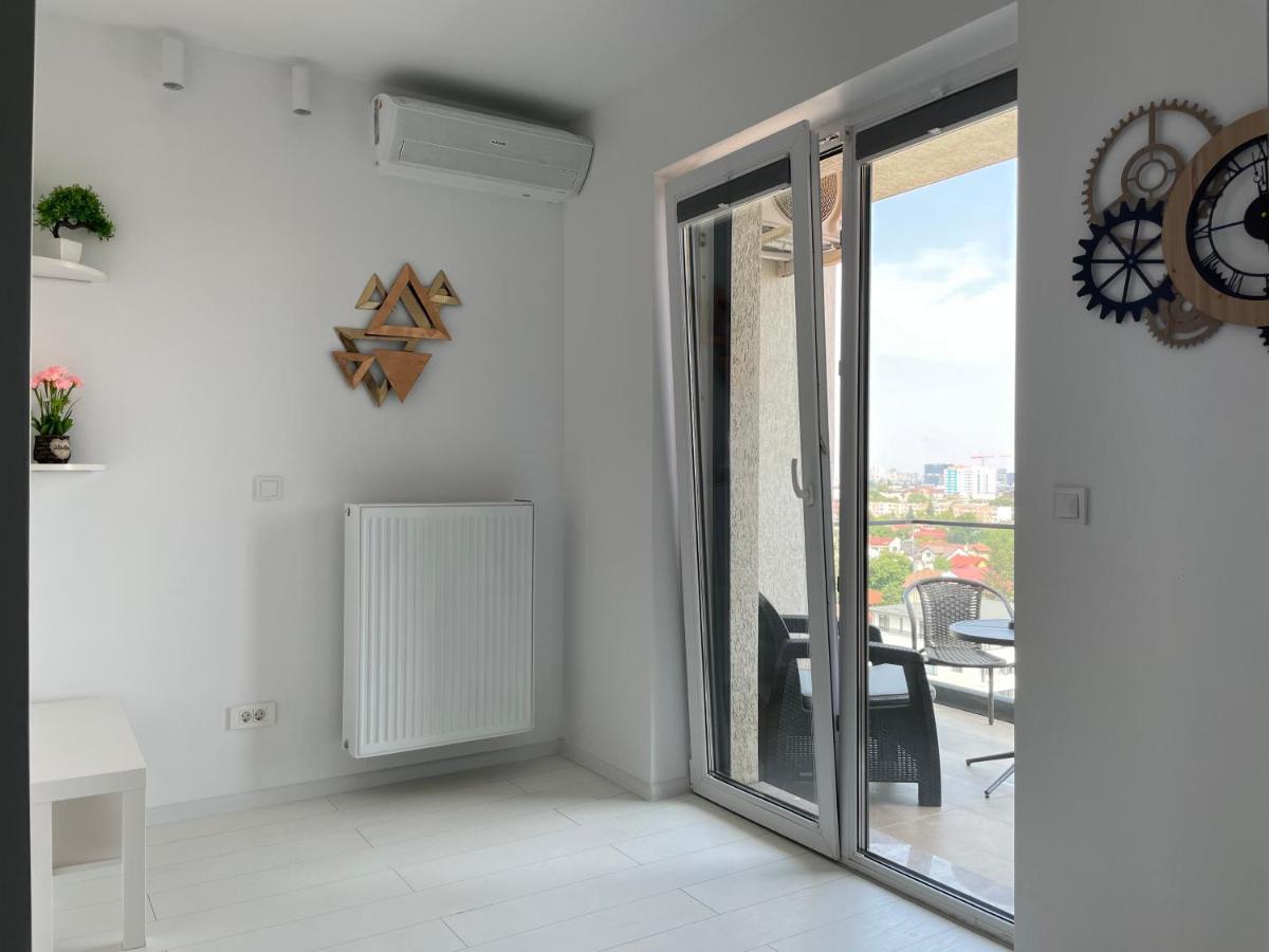 Luxury Westpark 2-Room Apartment Lakeview W5 Boekarest Buitenkant foto